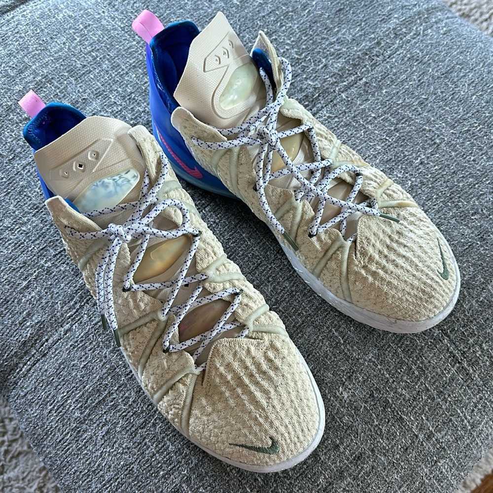 Nike Athletic Shoes Beige and Blue